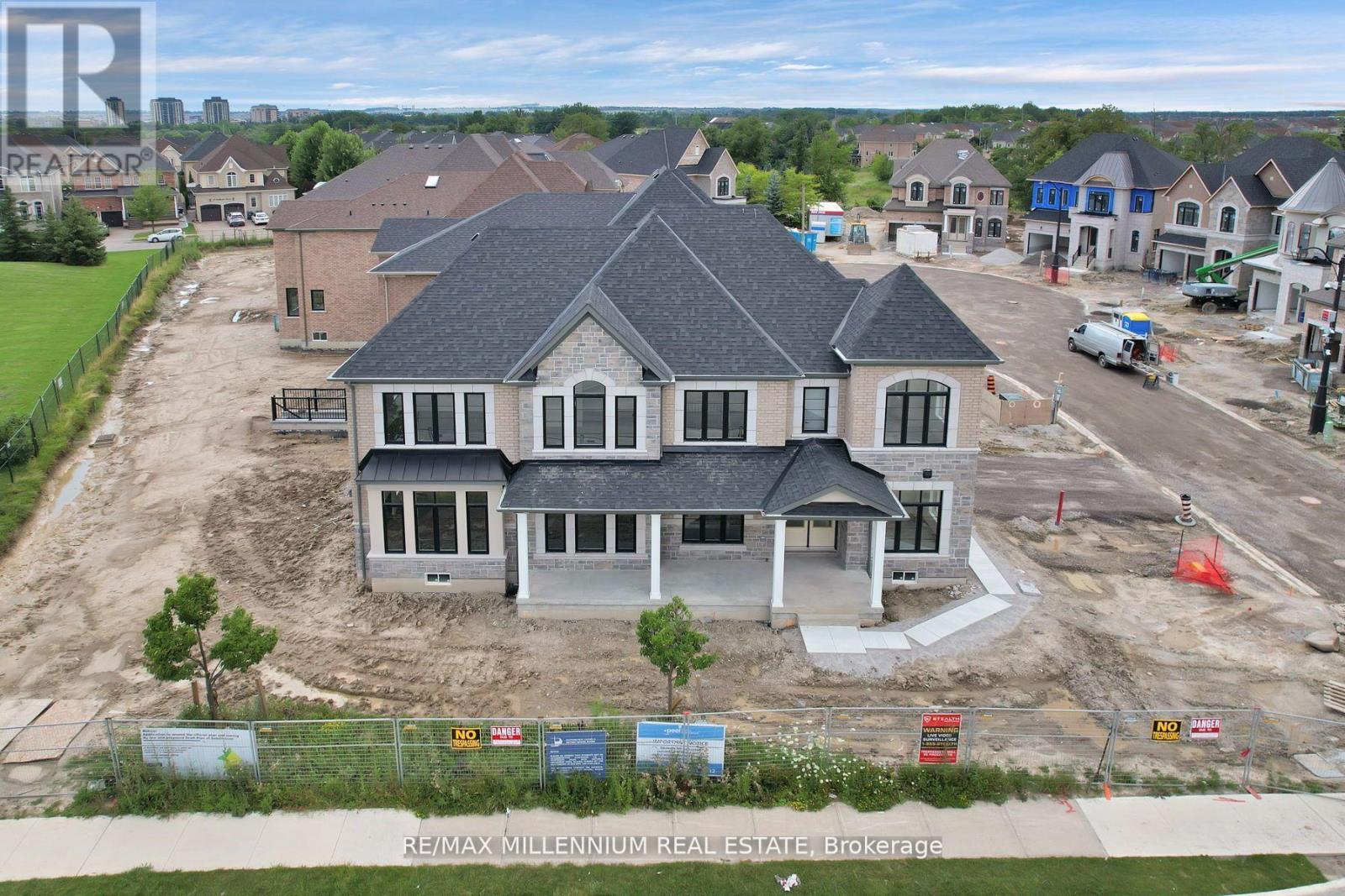 Property at 2 CATHERWOOD COURT image 3