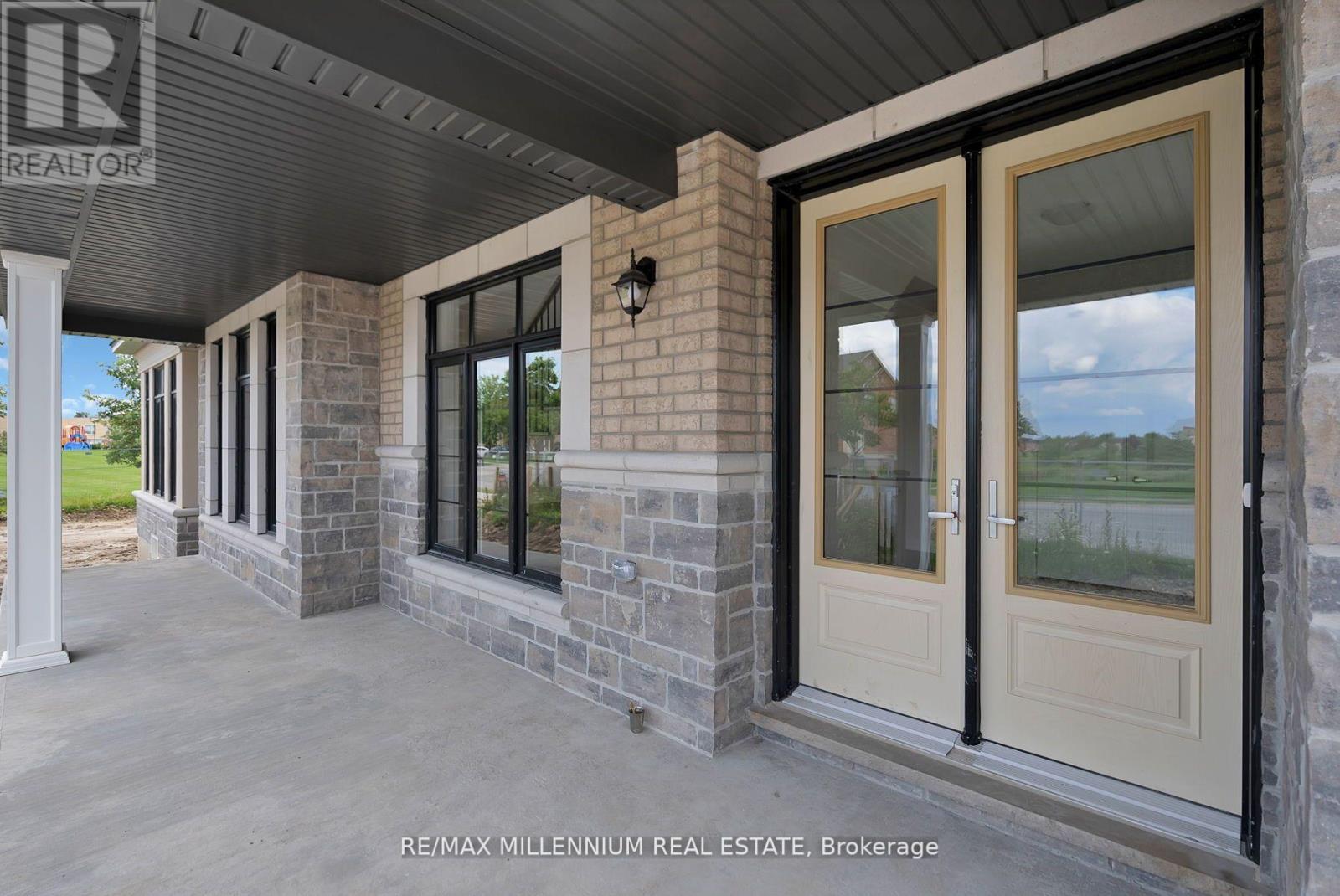 Property at 2 CATHERWOOD COURT image 4