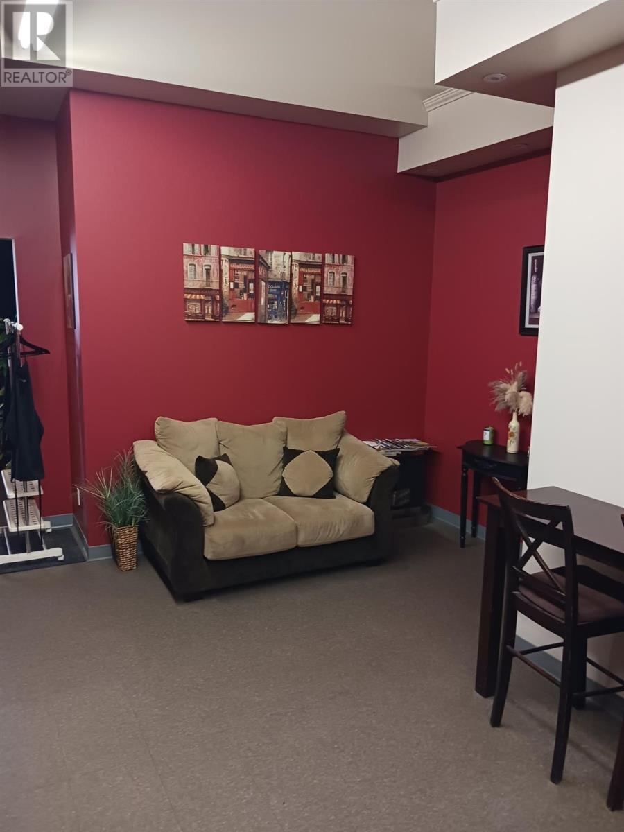 665-667 Beaverhall Pl, Thunder Bay, Ontario  P7E 3N1 - Photo 3 - TB251553