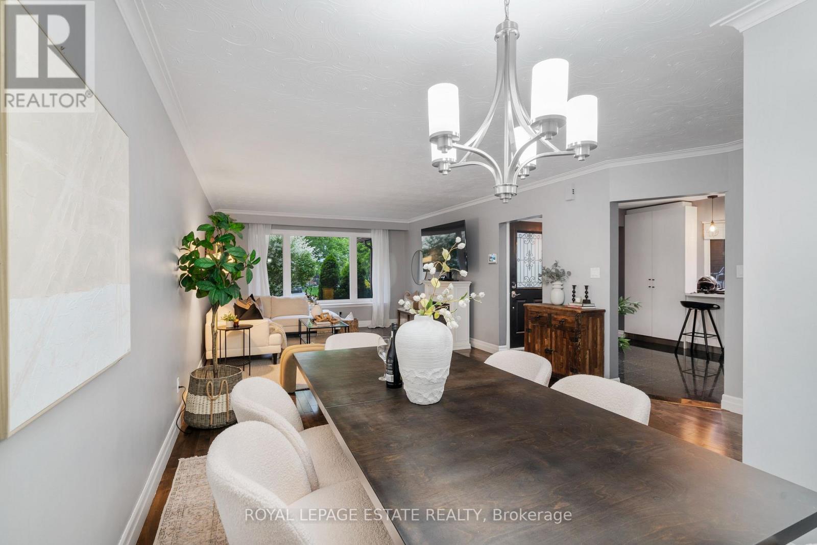 Property at 9 DIXINGTON CRESCENT image 4