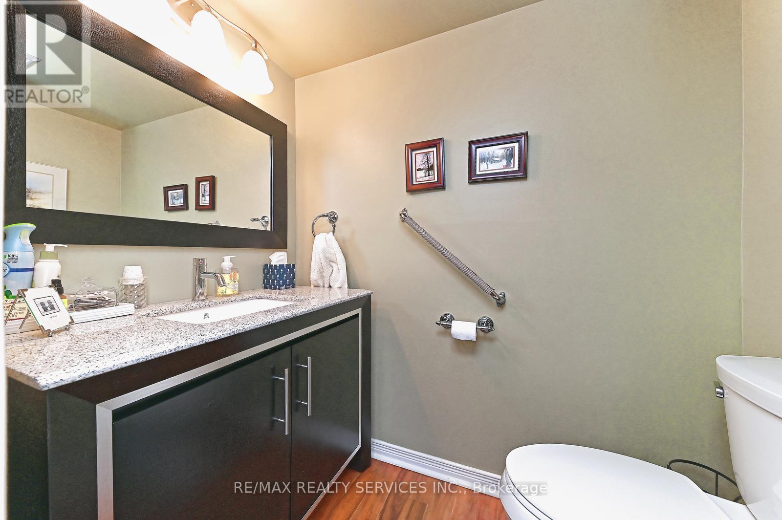 402 - 58 Church Street E, Brampton, Ontario  L6V 4A8 - Photo 17 - W12240415