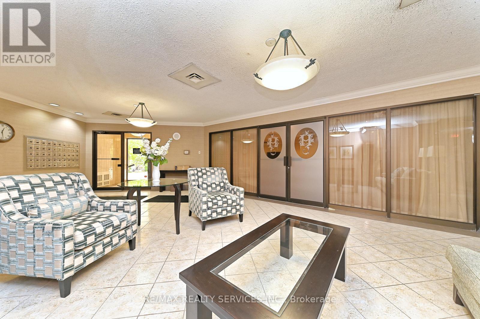 Property at 402 - 58 CHURCH STREET E image 3
