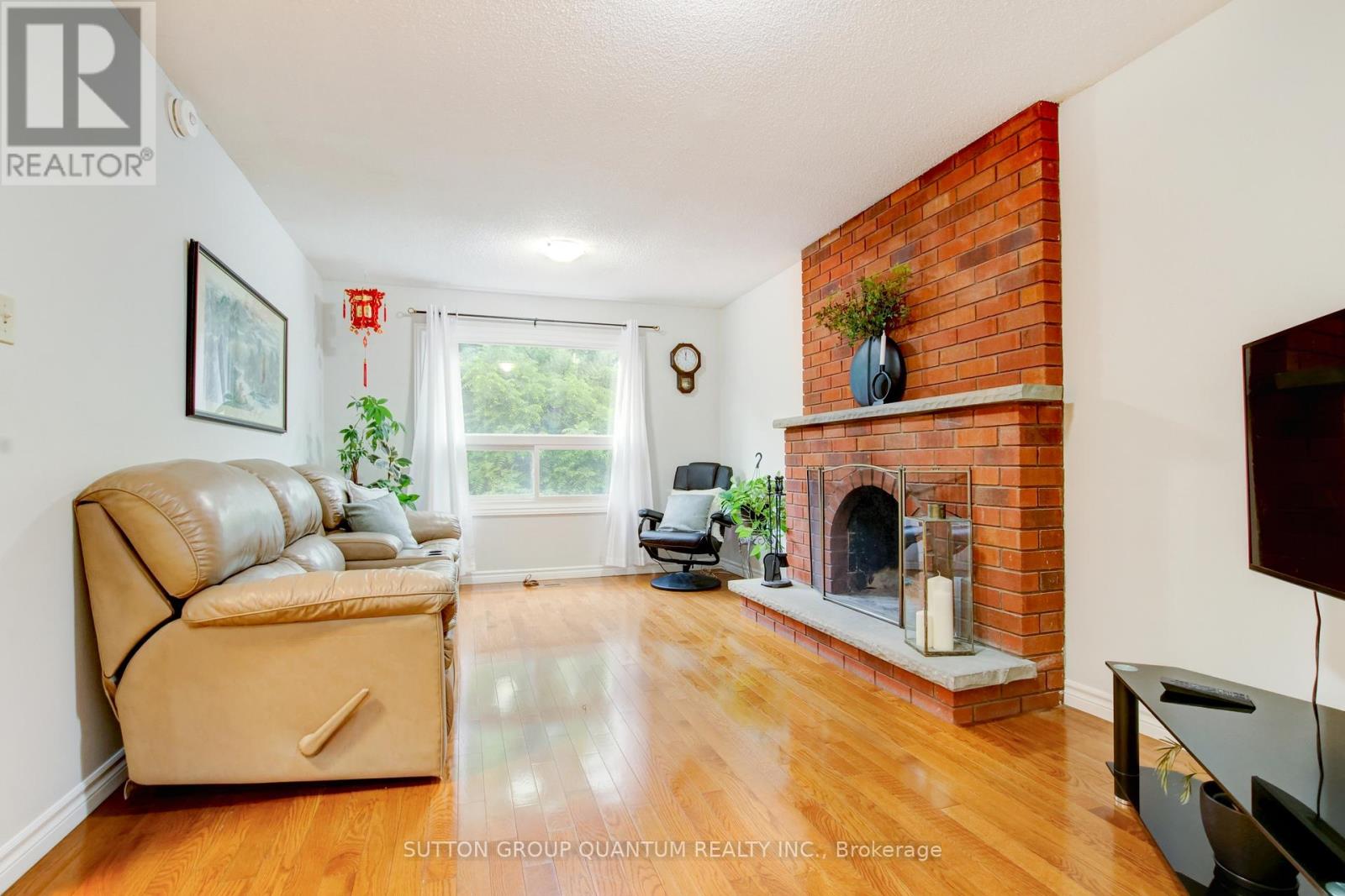 61 Sunforest Drive, Brampton (Heart Lake West), Ontario  L6Z 2W7 - Photo 13 - W12240455