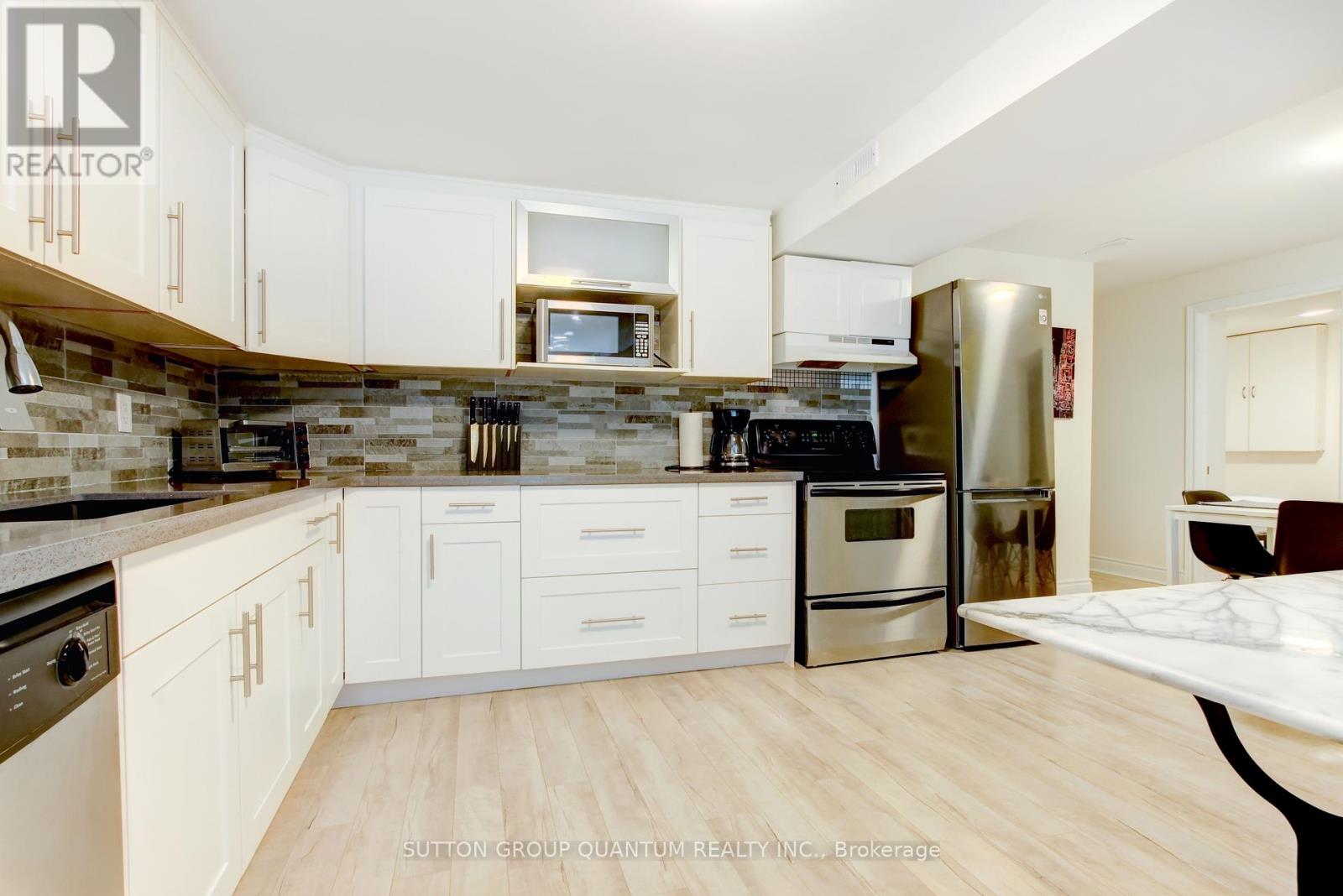 61 Sunforest Drive, Brampton (Heart Lake West), Ontario  L6Z 2W7 - Photo 31 - W12240455