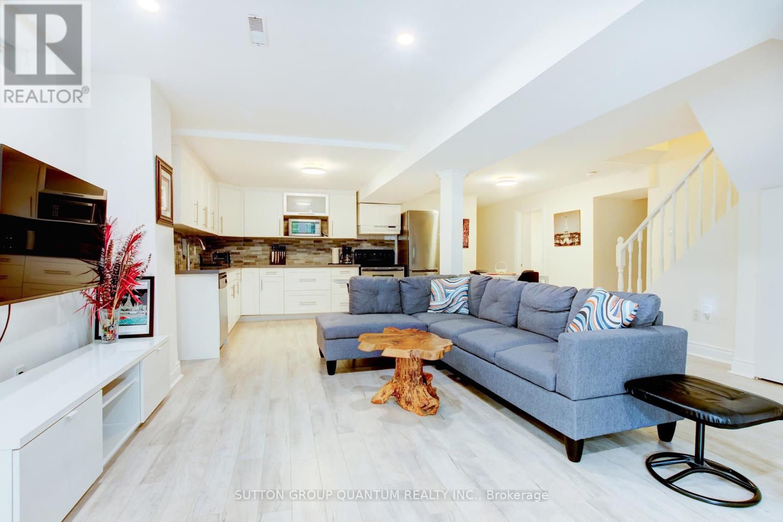 61 Sunforest Drive, Brampton (Heart Lake West), Ontario  L6Z 2W7 - Photo 32 - W12240455