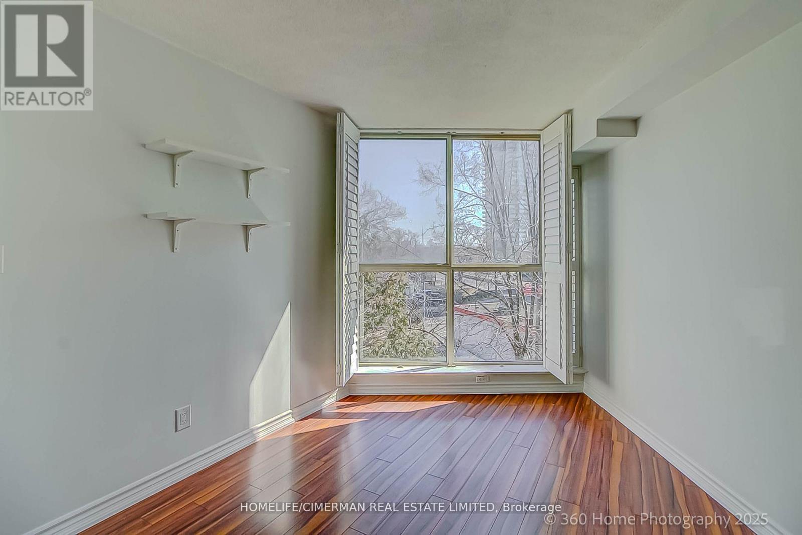 413 - 20 Southport Street, Toronto (High Park-Swansea), Ontario  M6S 4Y8 - Photo 16 - W12240545