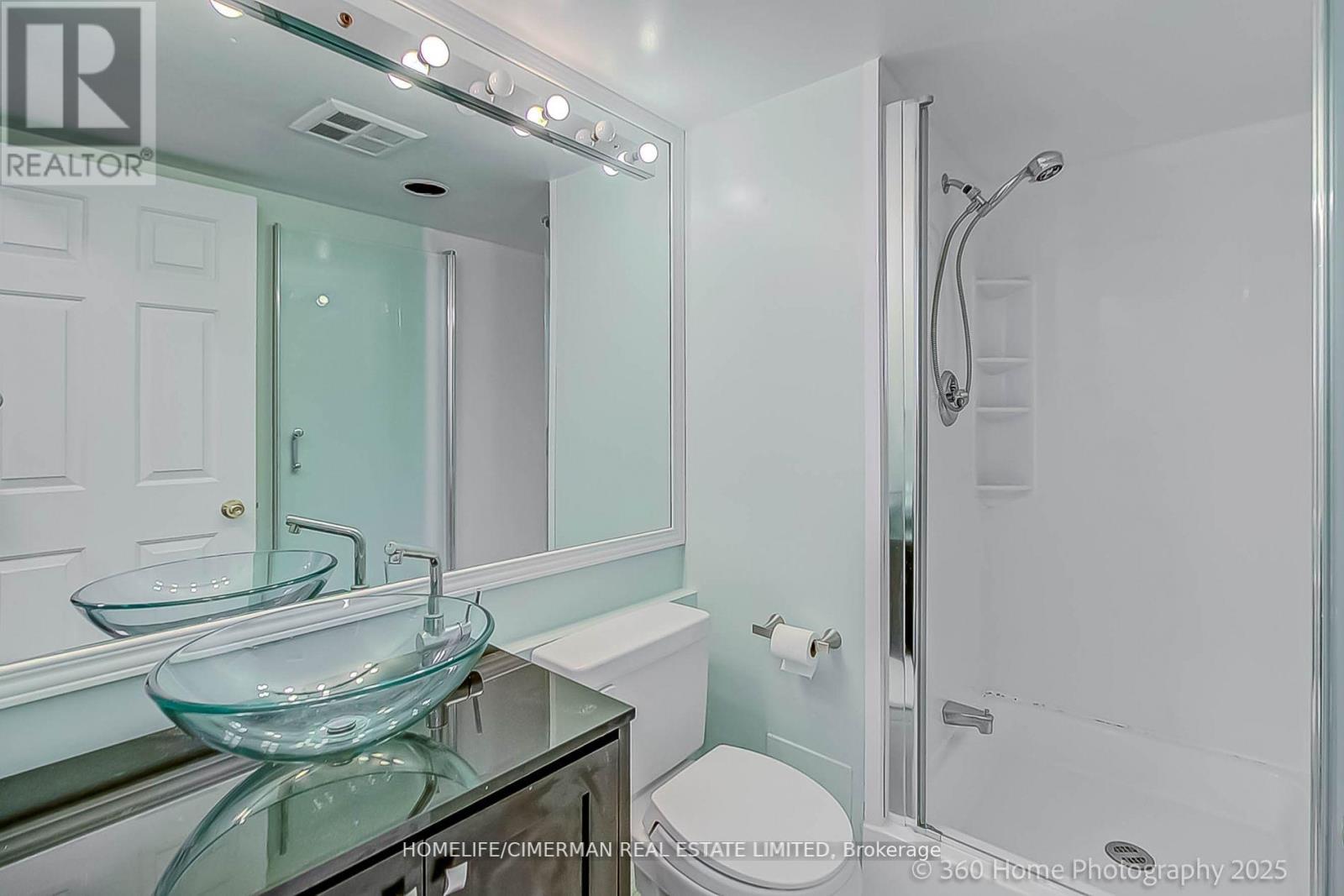 413 - 20 Southport Street, Toronto (High Park-Swansea), Ontario  M6S 4Y8 - Photo 21 - W12240545