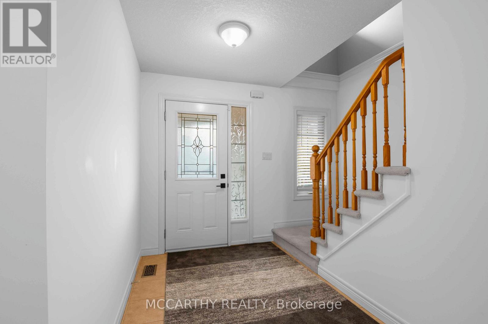 Property at 337 RINTOUL CRESCENT image 3