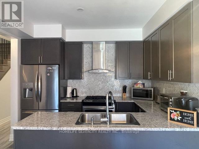 4308 Shuttleworth Drive, Niagara Falls (Chippawa), Ontario  L2G 0X5 - Photo 6 - X12239974
