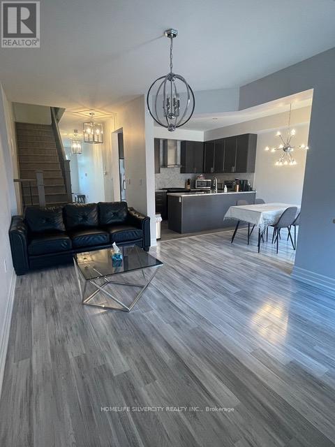 4308 Shuttleworth Drive, Niagara Falls (Chippawa), Ontario  L2G 0X5 - Photo 7 - X12239974