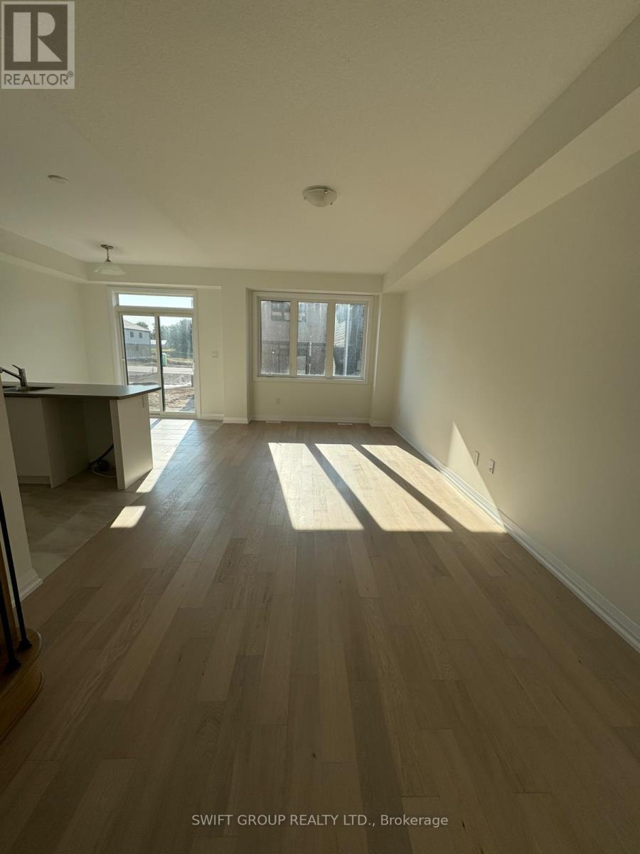 Property at 123 GRANVILLE CRESCENT image 2