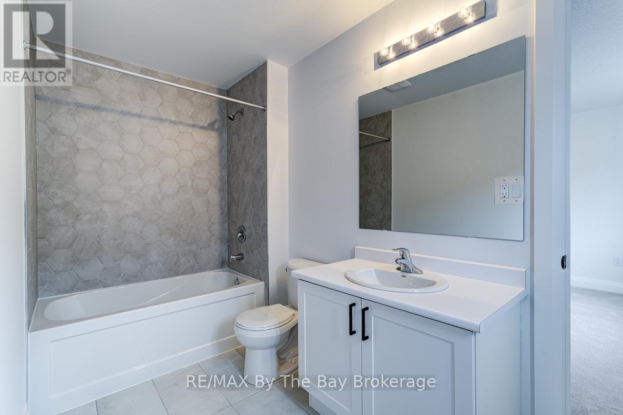 26 Amber Drive, Wasaga Beach, Ontario  L9Z 0R8 - Photo 36 - S12240588