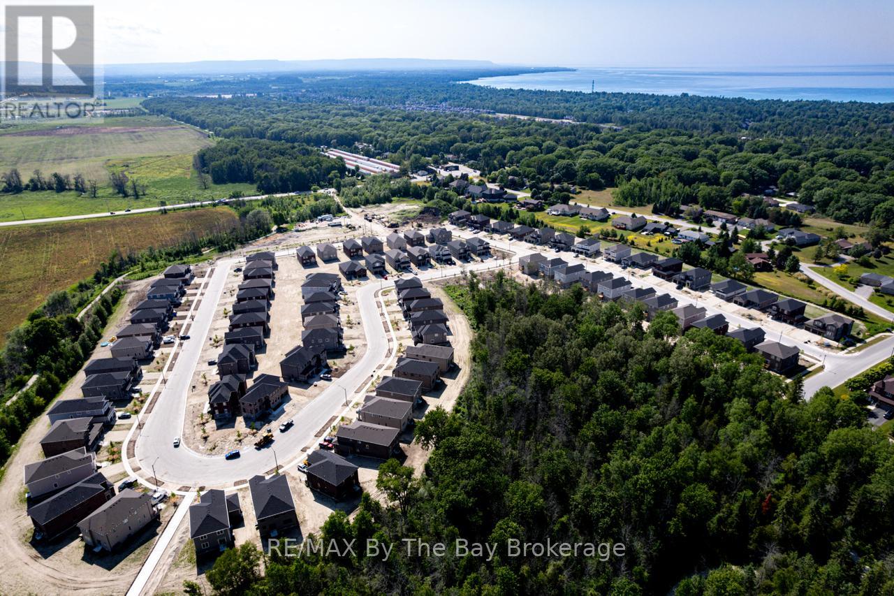 26 Amber Drive, Wasaga Beach, Ontario  L9Z 0R8 - Photo 48 - S12240588