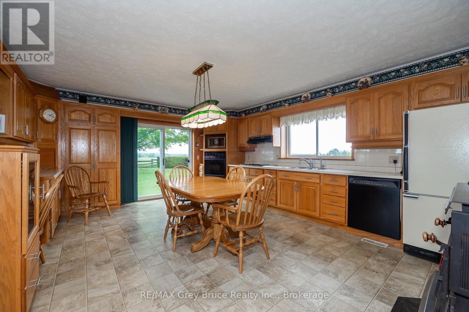 319144 Grey Road 1, Georgian Bluffs, Ontario  N4K 0G2 - Photo 7 - X12240623