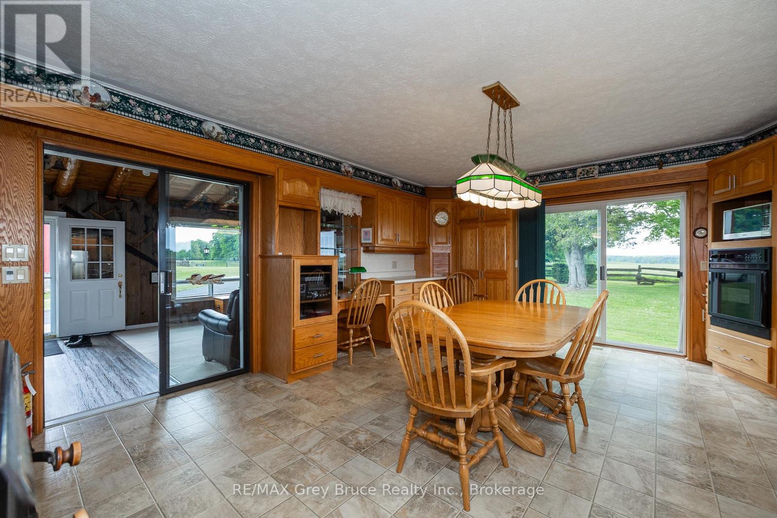 319144 Grey Road 1, Georgian Bluffs, Ontario  N4K 0G2 - Photo 8 - X12240623