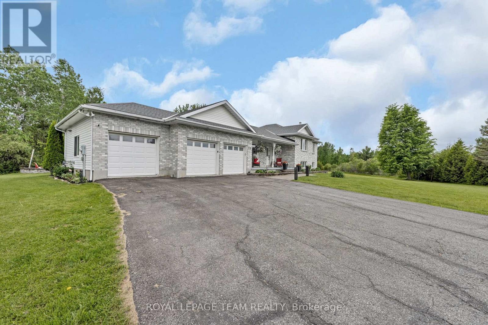 Property at 118 RUSHING BROOK DRIVE image 2
