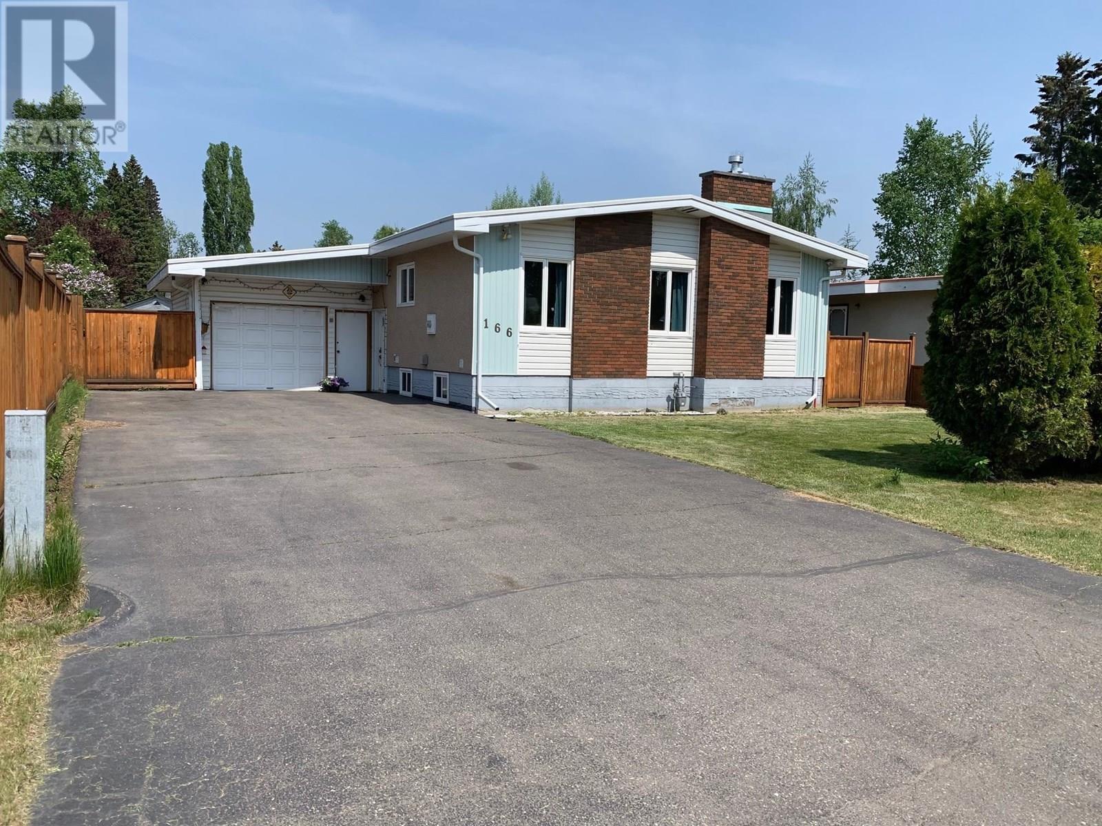 Property at 166 FERN CRESCENT image 1