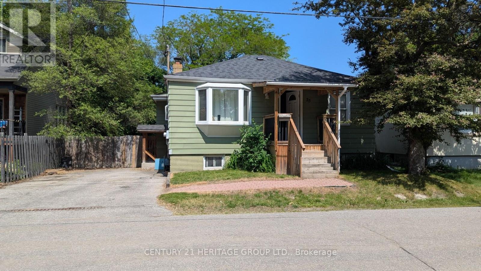 25 Bush Drive, Toronto, Ontario  M1C 1G7 - Photo 2 - E12240620