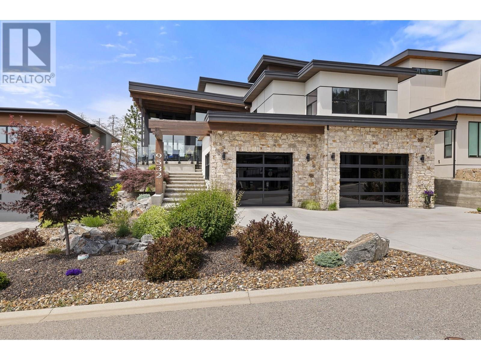 9532 Benchland Drive, Lake Country, British Columbia