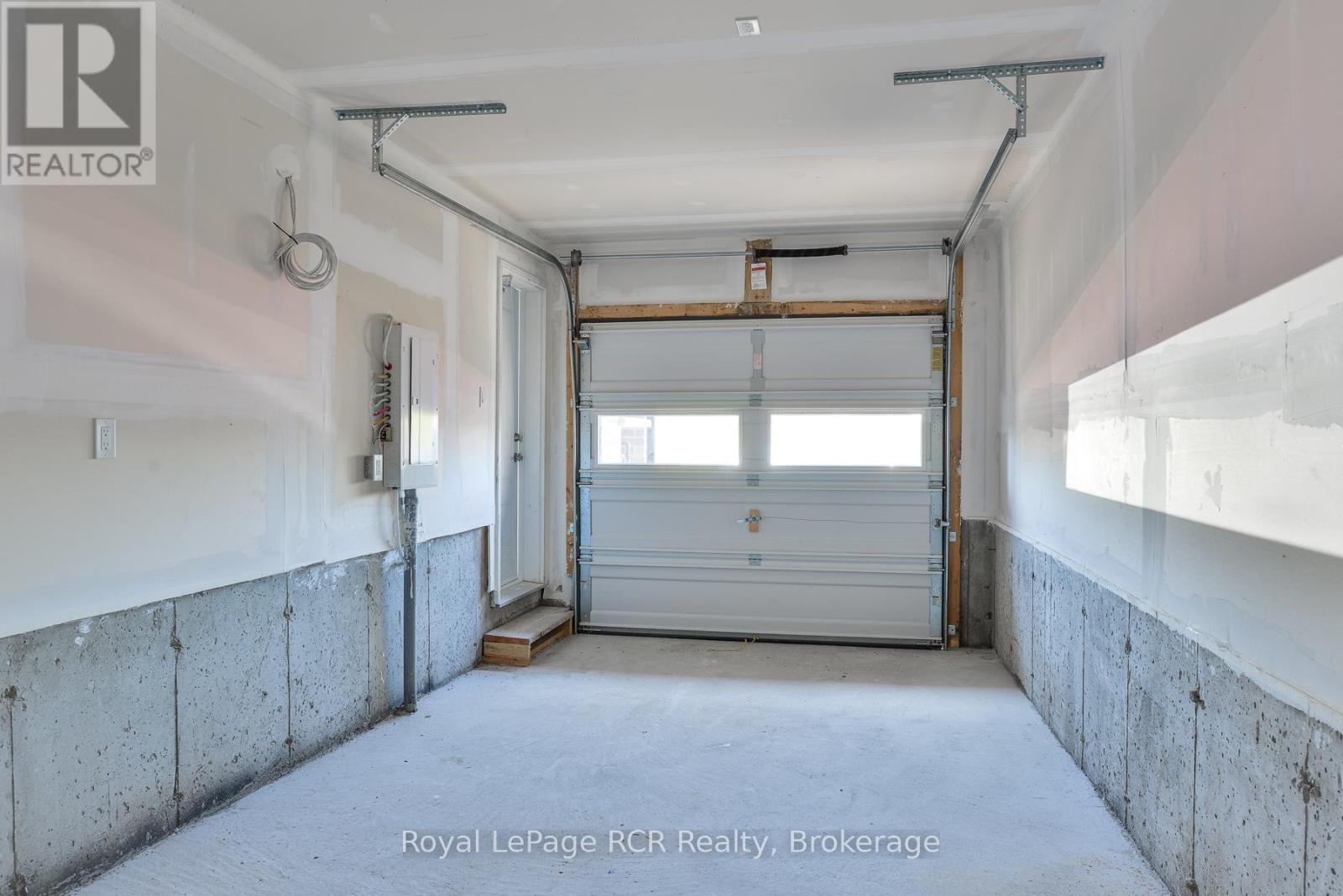 150 Elgin Street, Orillia, Ontario  L3V 8P7 - Photo 33 - S12157710