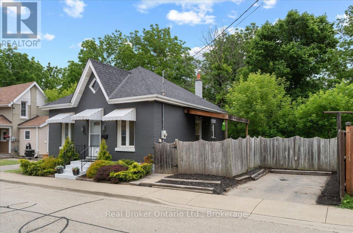 Property at 24 ROSE AVENUE image 2