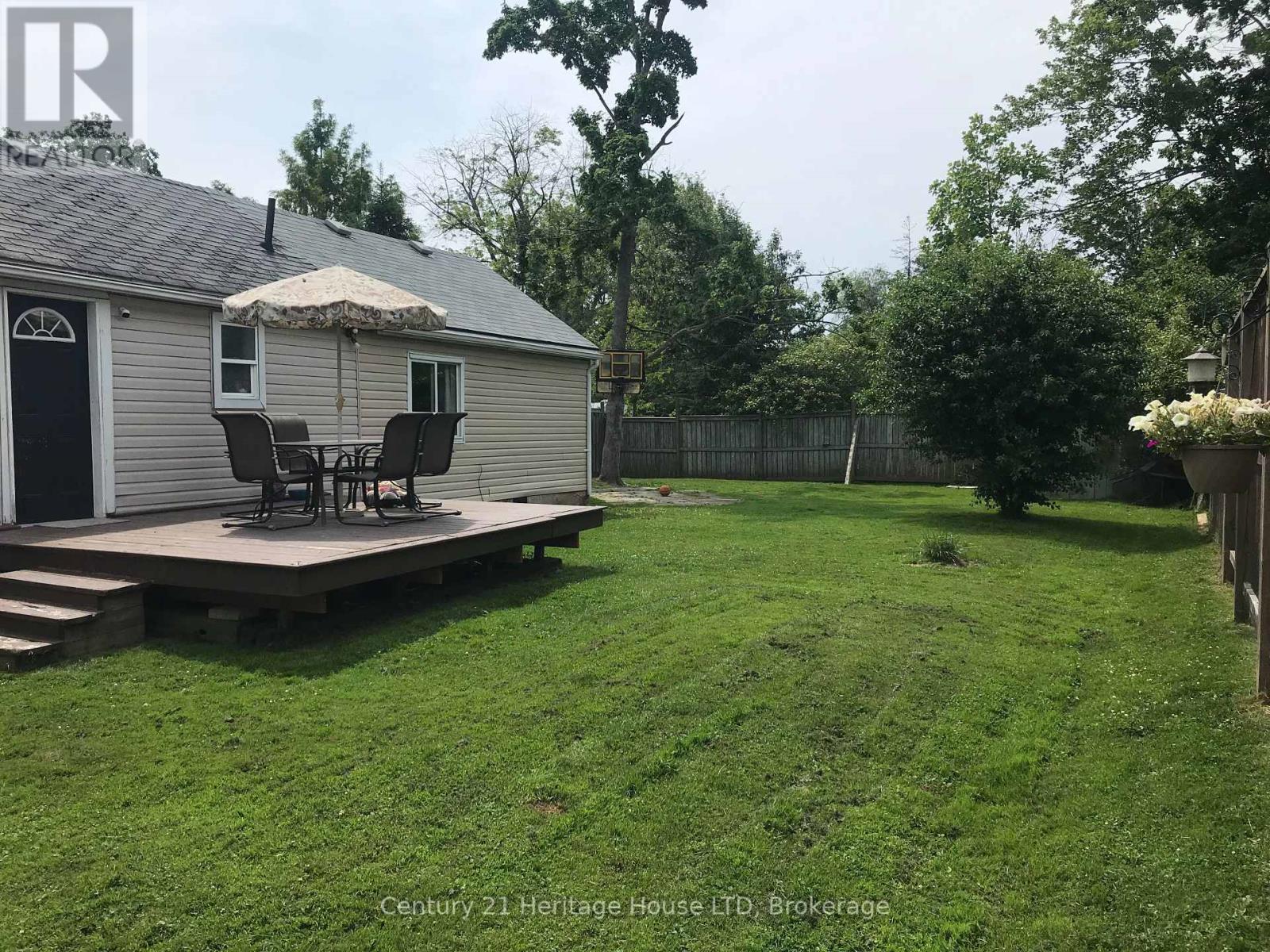 Property at 223 BERNARD AVENUE image 5