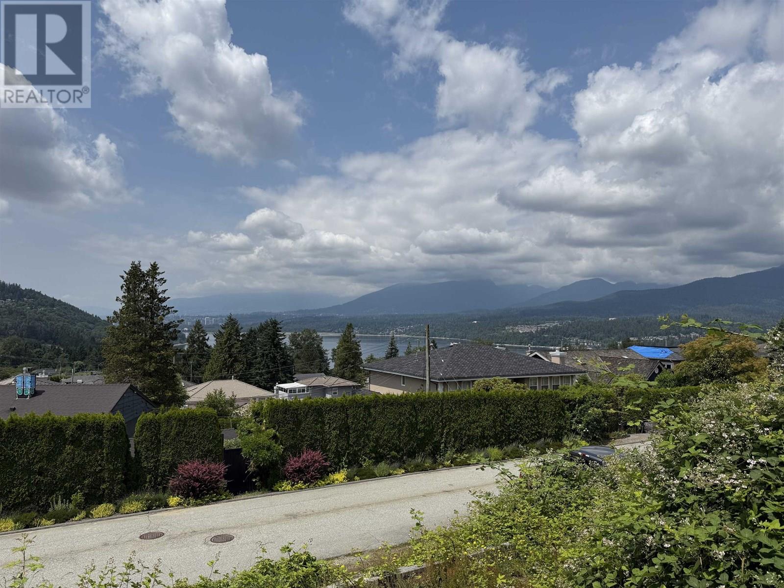 Property at 7206 BRAESIDE DRIVE image 2