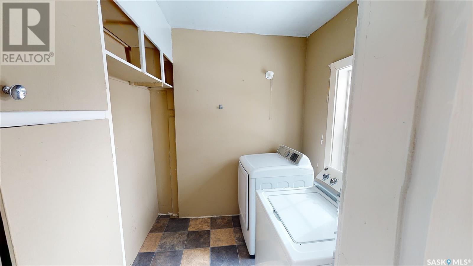 215 Main Street, Arcola, Saskatchewan  S0C 0G0 - Photo 12 - SK010448
