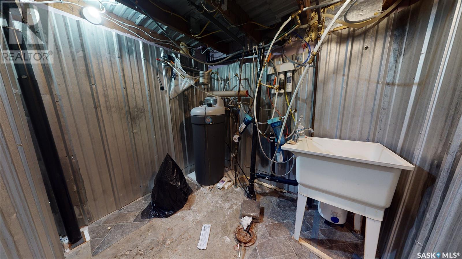 215 Main Street, Arcola, Saskatchewan  S0C 0G0 - Photo 47 - SK010448