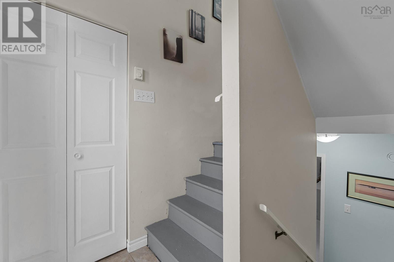 Property at 33 Inglewood Crescent image 5