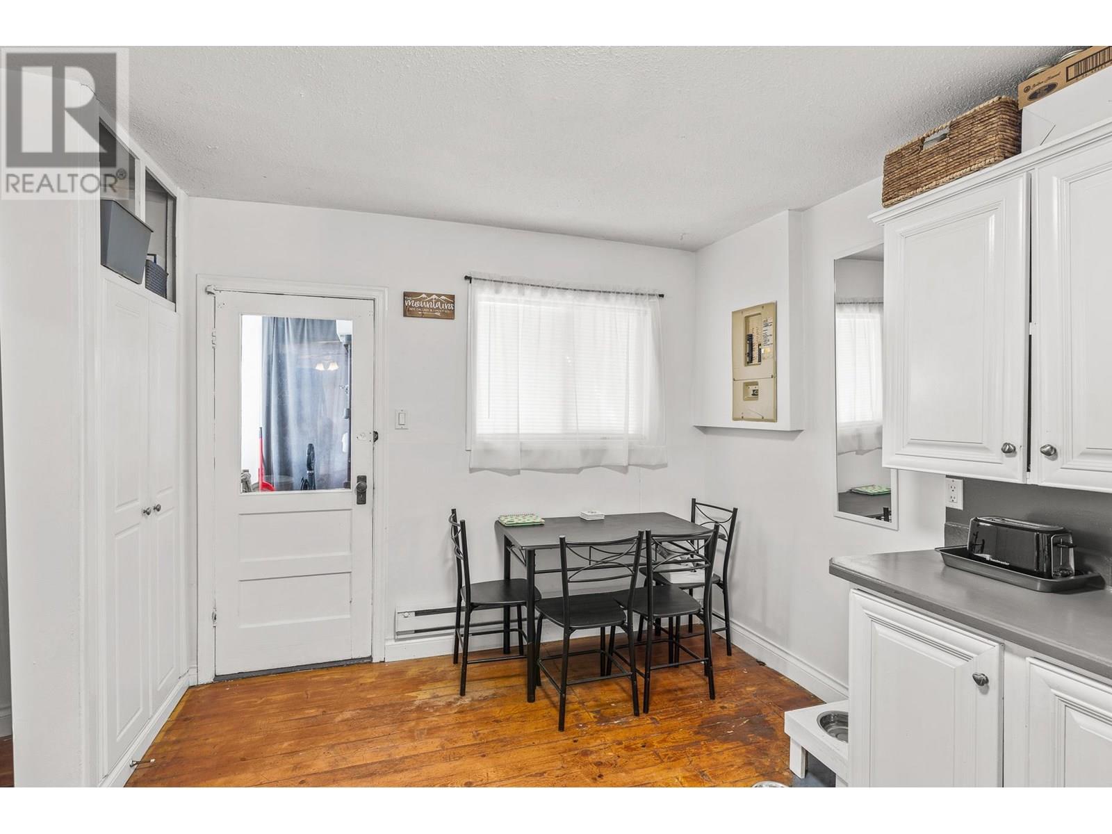 2293 Woodlawn Street, Kelowna, British Columbia  V1Y 2T1 - Photo 14 - 10353389