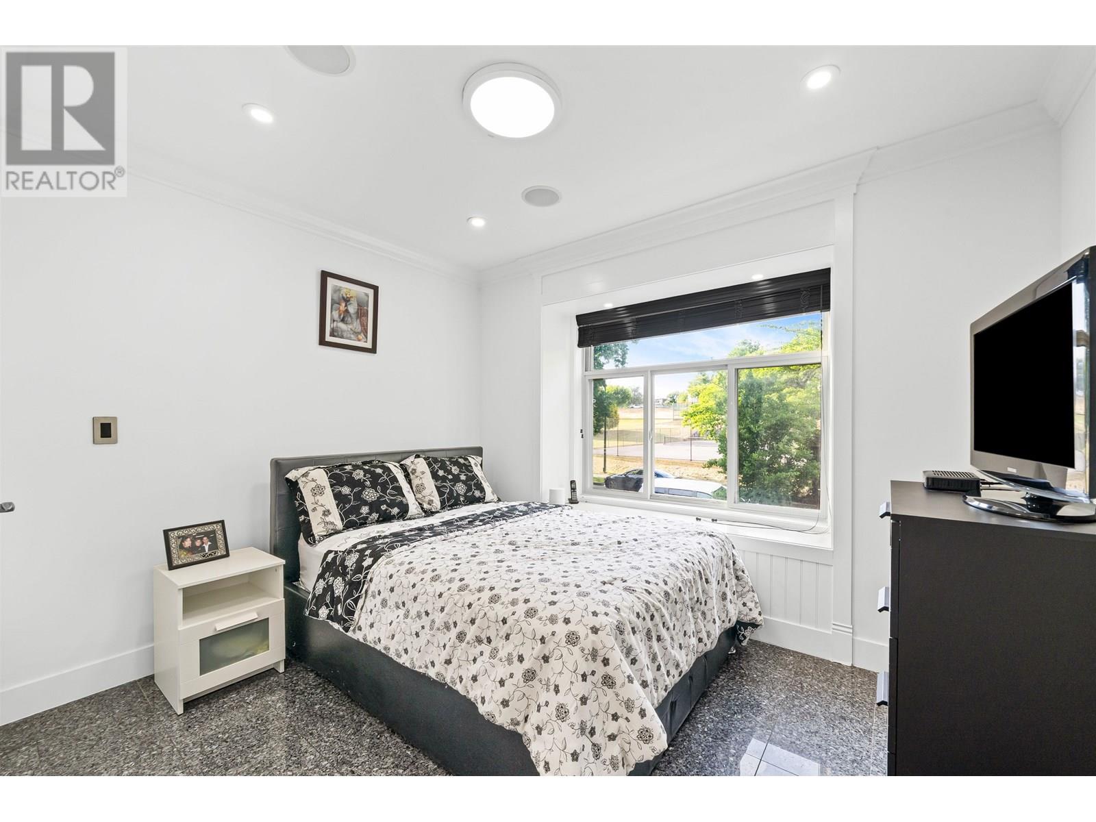 1060 E 61st Avenue, Vancouver, British Columbia  V5X 2C4 - Photo 17 - R3018949