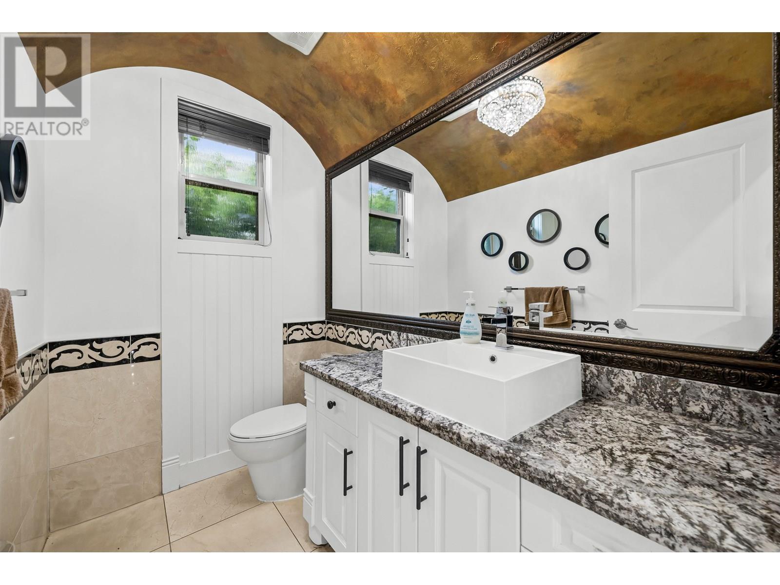 1060 E 61st Avenue, Vancouver, British Columbia  V5X 2C4 - Photo 8 - R3018949