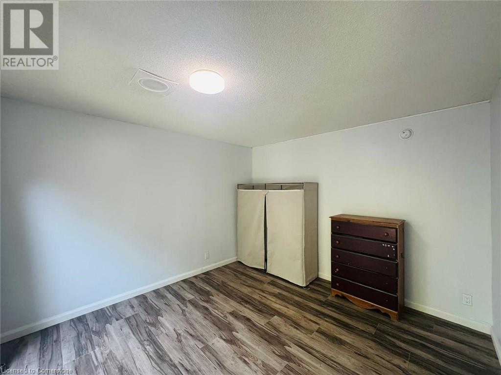 74 Orchard Mill Crescent Unit# Main, Kitchener, Ontario  N2P 1T2 - Photo 9 - 40742990