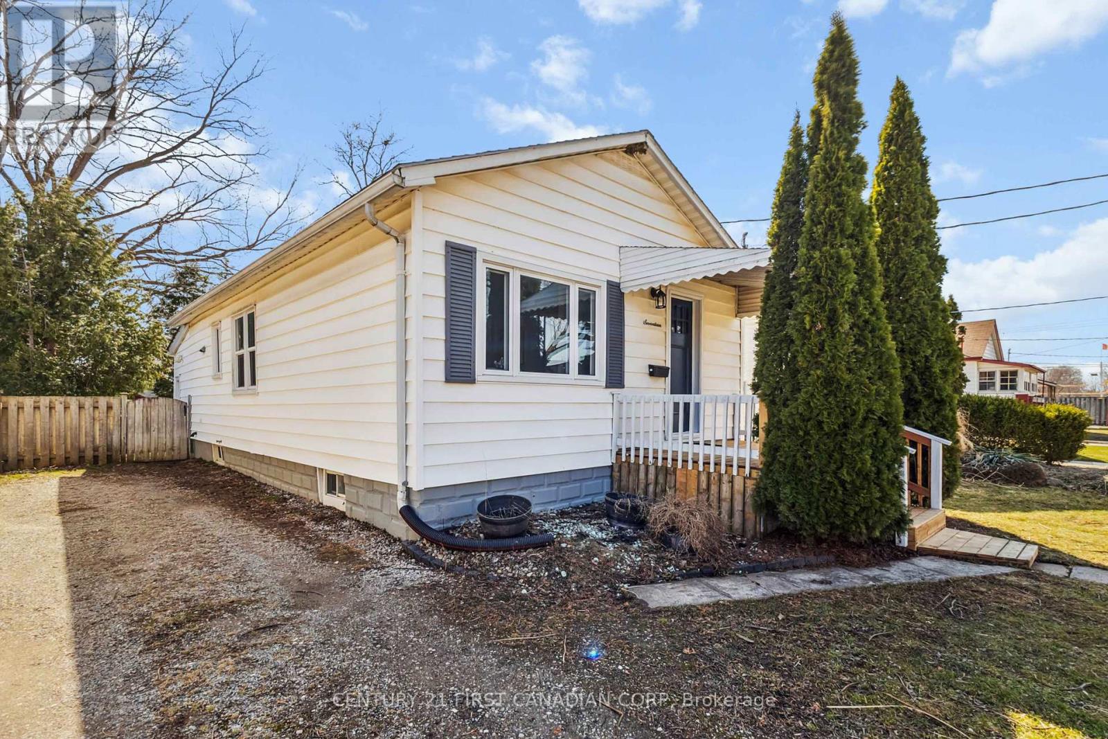 Property at 17 HIGHWAY AVENUE image 1