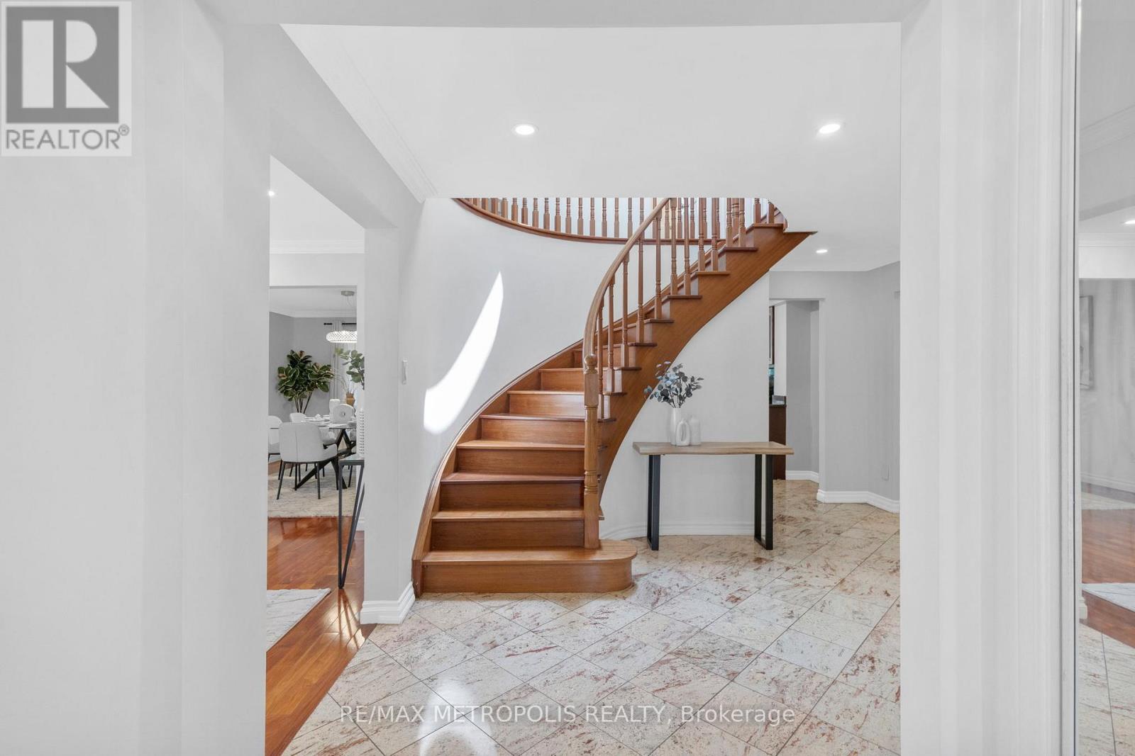 Property at 267 INGLETON BOULEVARD image 4