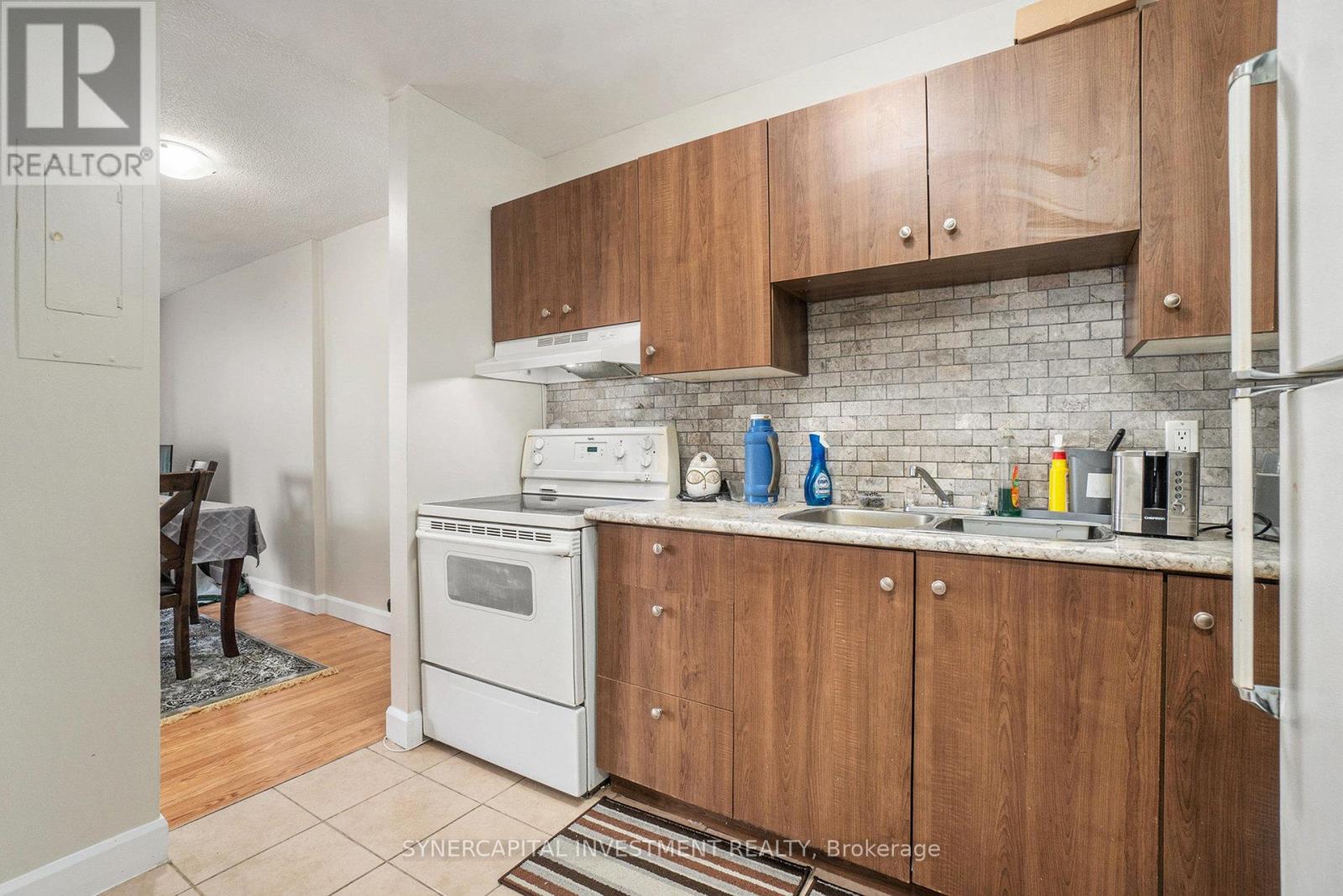 615 - 2000 Jasmine Crescent, Ottawa, Ontario  K1J 8K4 - Photo 11 - X12240827