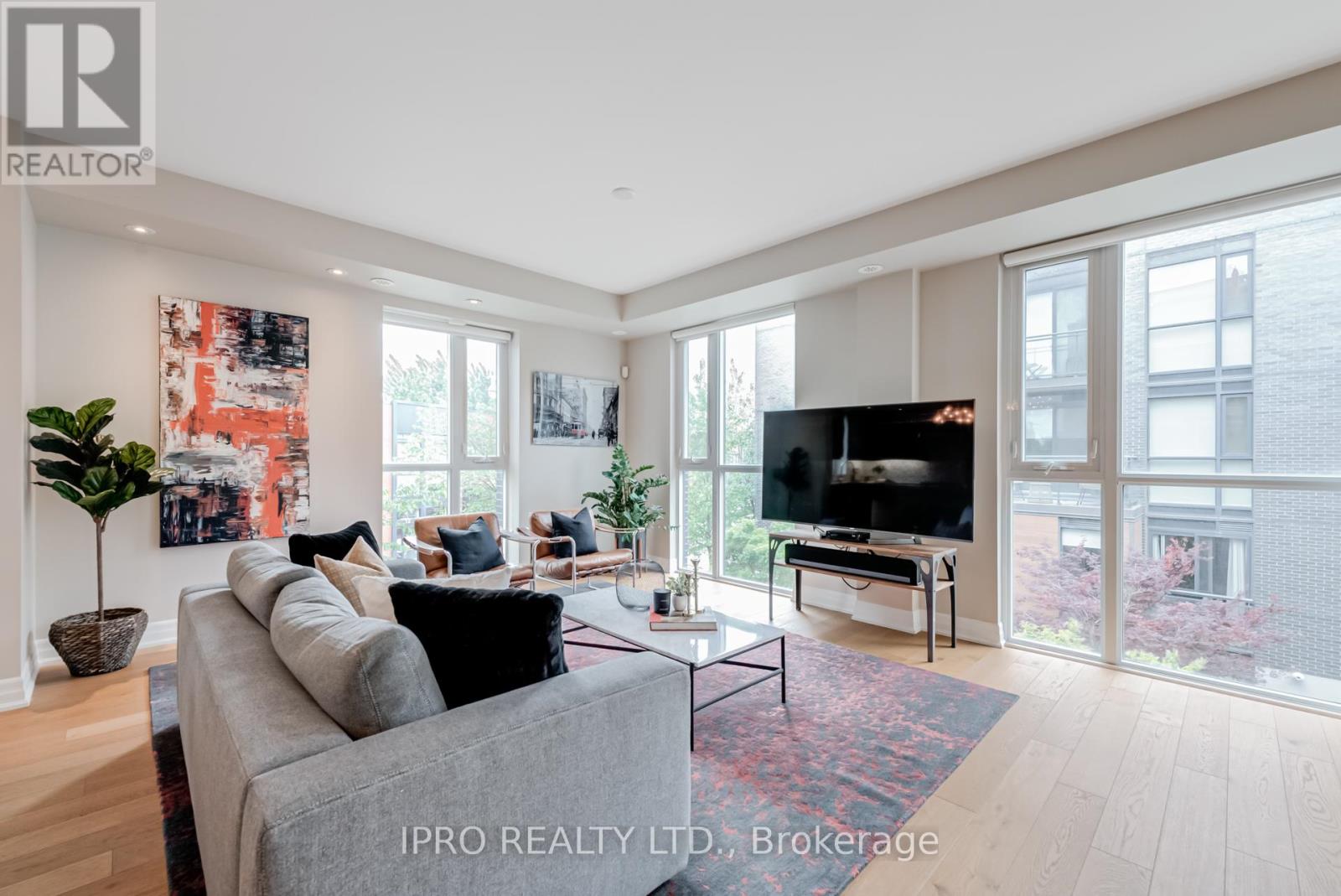 Property at 103 - 15 SOUSA MENDES STREET image 3