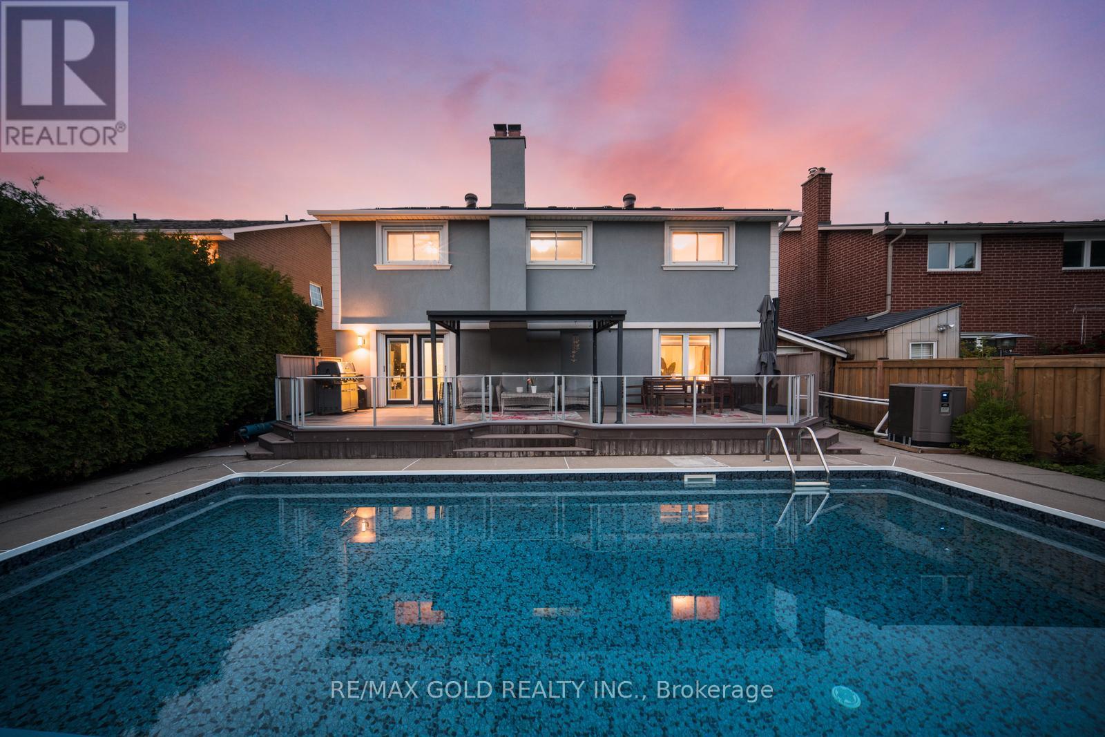 Property at 17 MADRID CRESCENT image 2