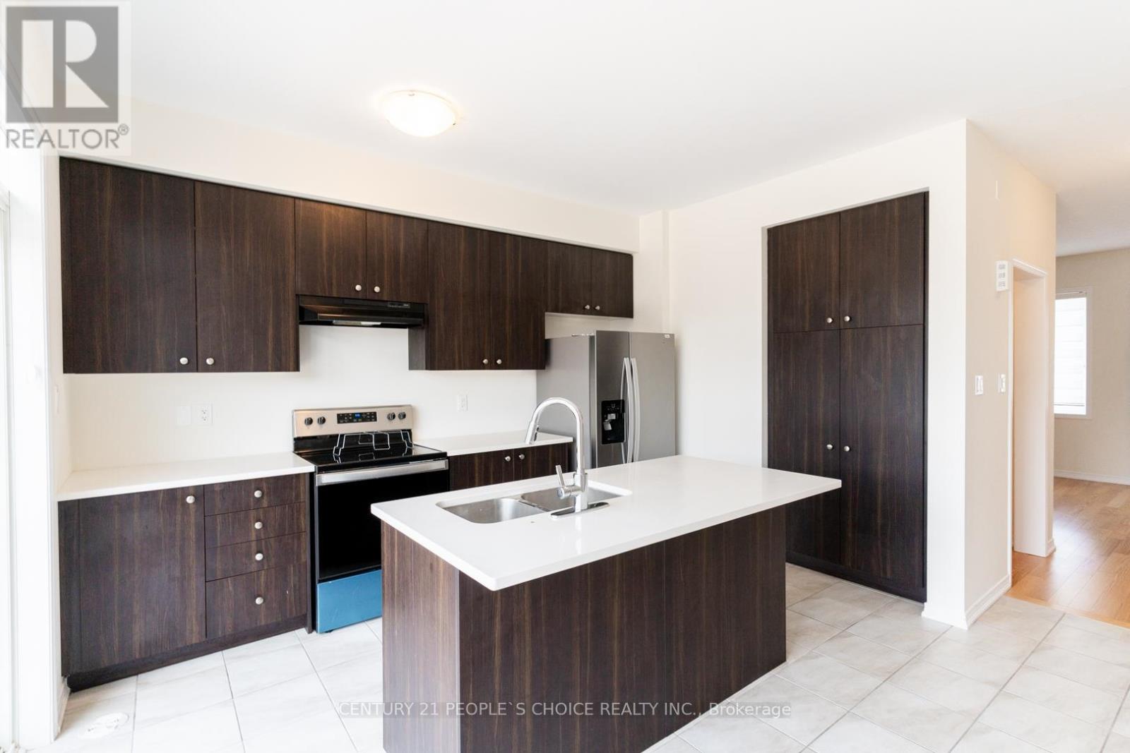 22 Bee Crescent, Brantford, Ontario  N3T 0V7 - Photo 16 - X12240668