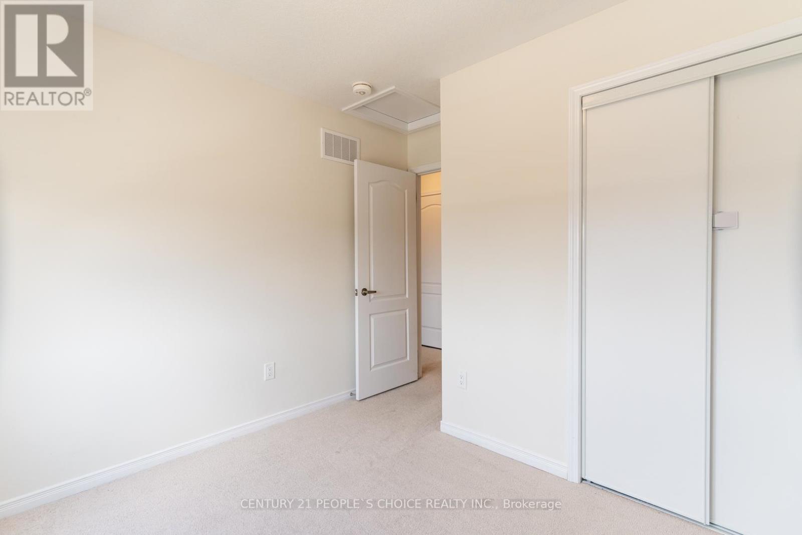 22 Bee Crescent, Brantford, Ontario  N3T 0V7 - Photo 26 - X12240668