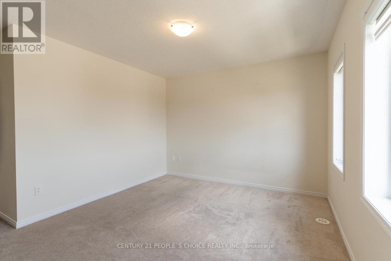 22 Bee Crescent, Brantford, Ontario  N3T 0V7 - Photo 34 - X12240668