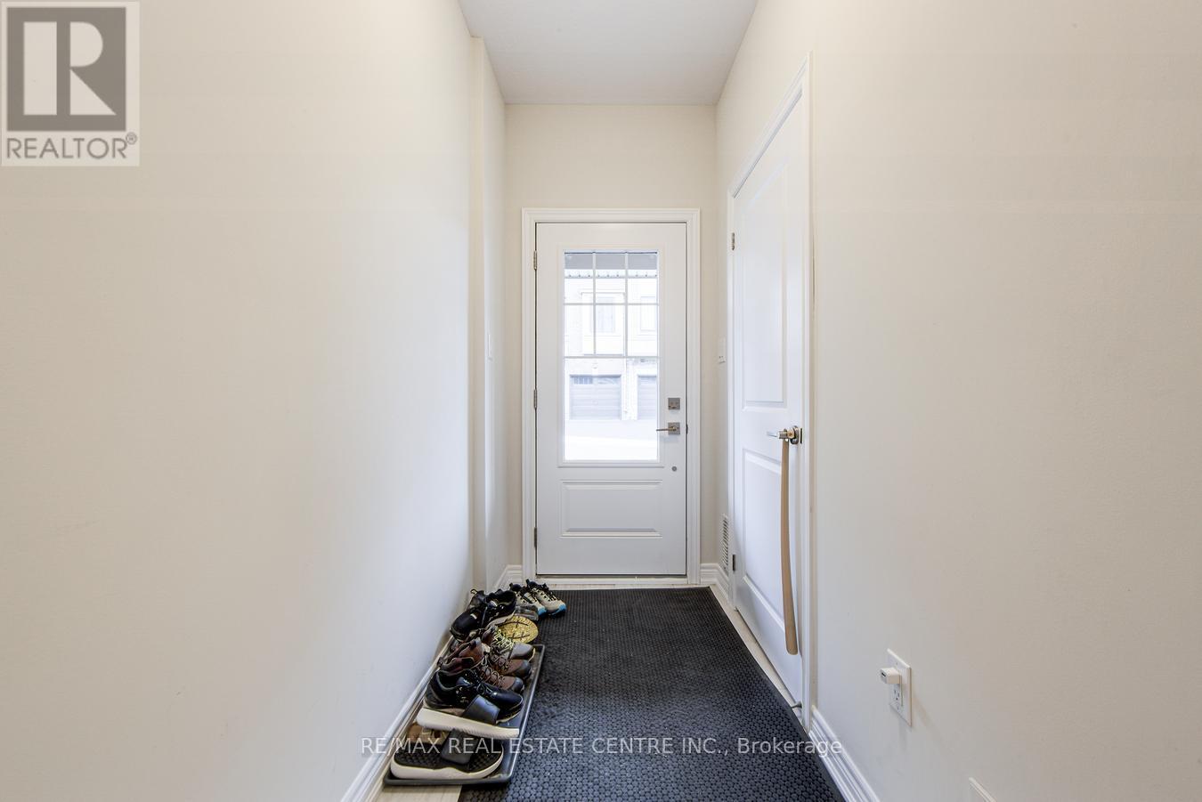 Property at 10 BIRMINGHAM DRIVE image 3