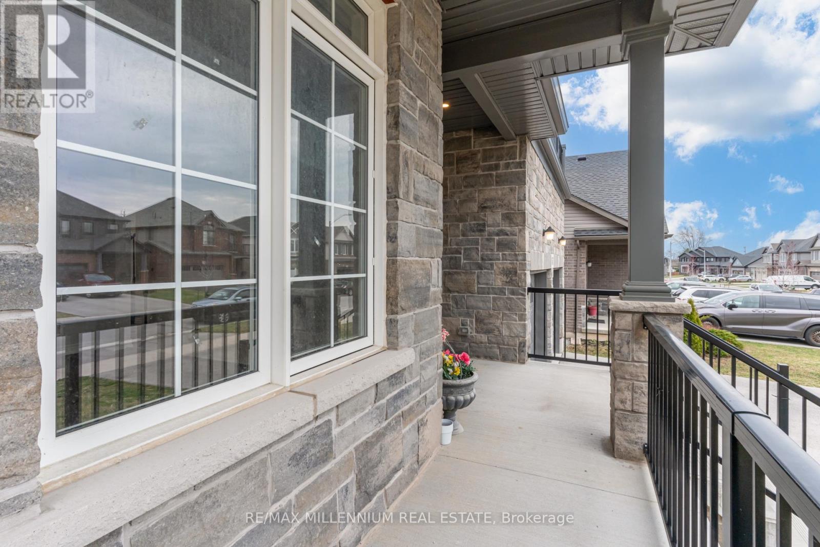 3651 Allen Trail, Fort Erie (Ridgeway), Ontario  L0S 1N0 - Photo 7 - X12240731