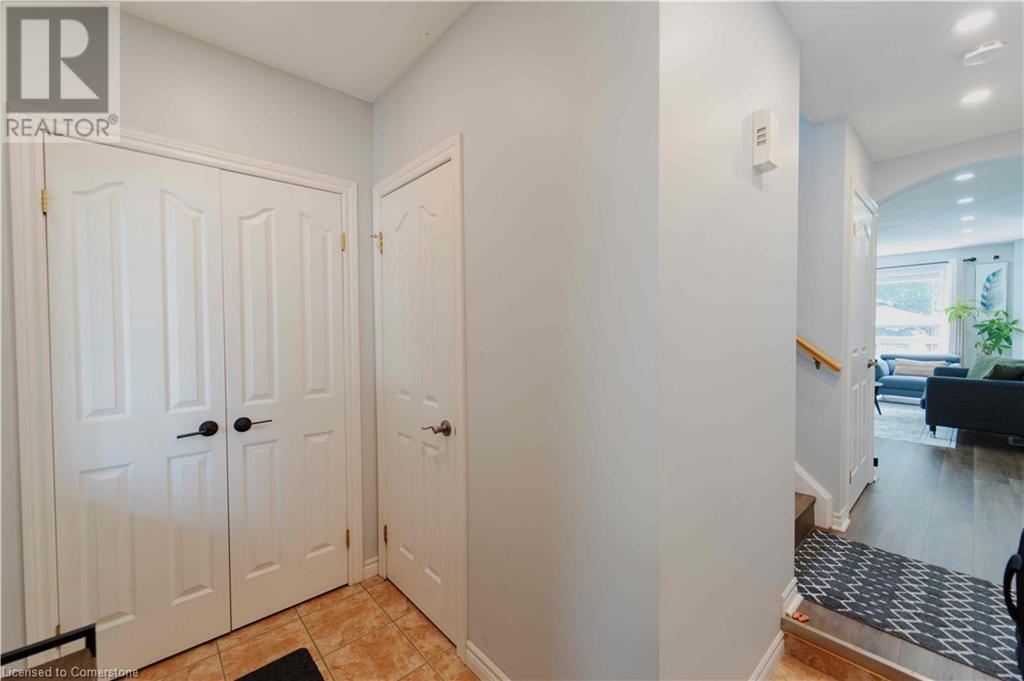Property at 3 MARCY Crescent image 3