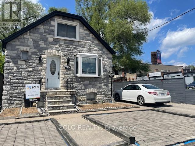 Property at 10 RANEE AVENUE image 2