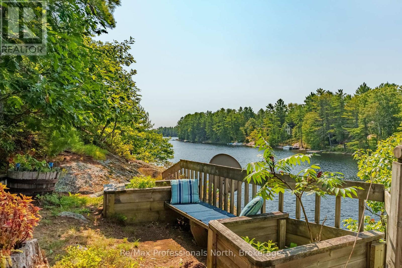 1118 Tomingas Road, Gravenhurst, Ontario  P1P 0G3 - Photo 31 - X12141545
