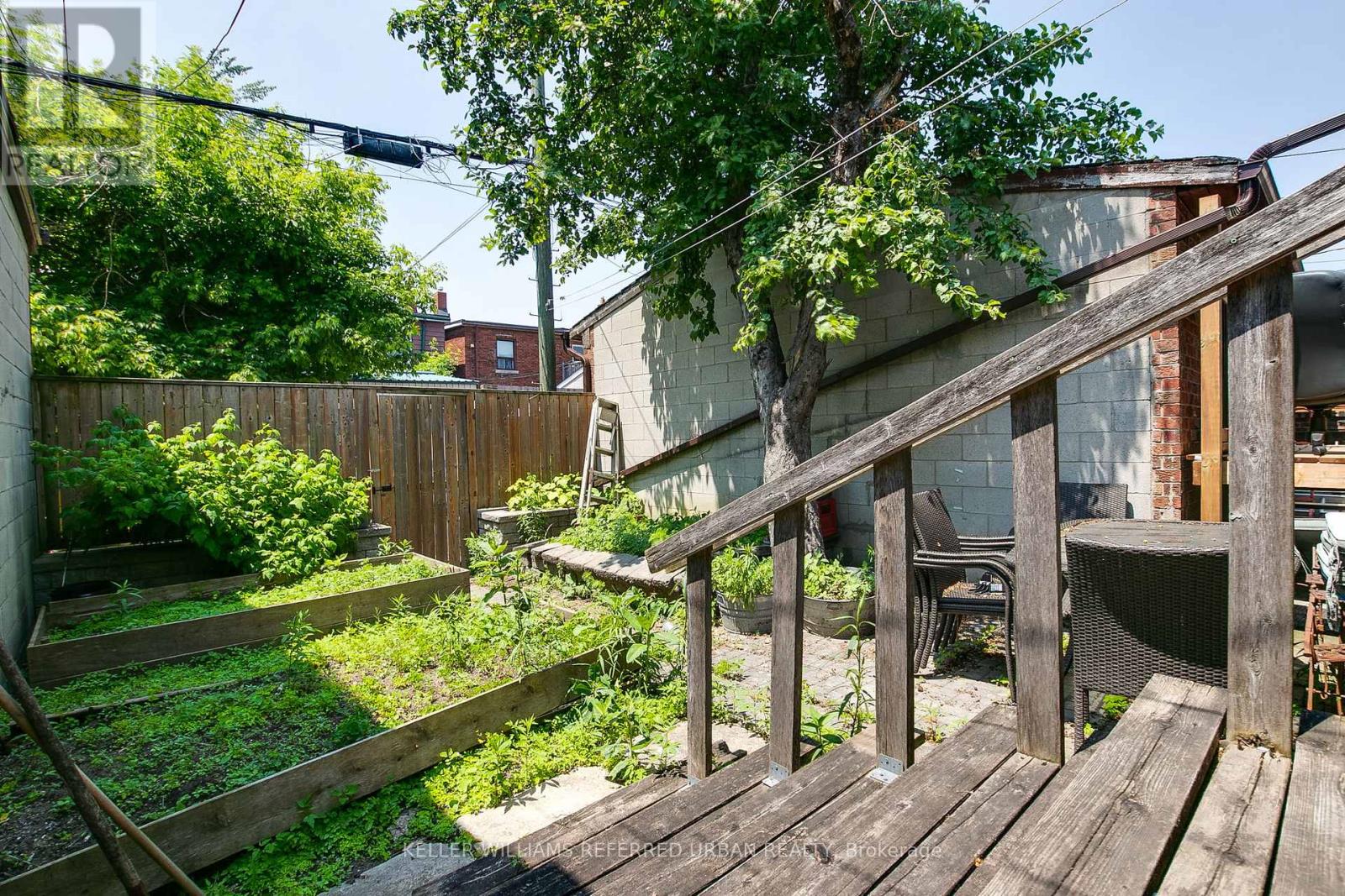 Property at 734 BROCK AVENUE image 4