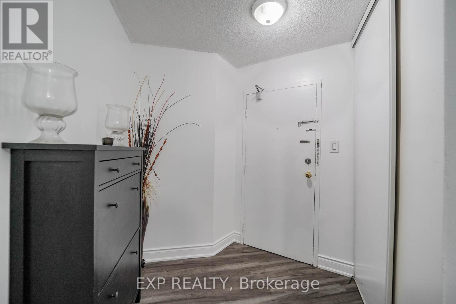 Property at 901 - 236 ALBION ROAD image 2