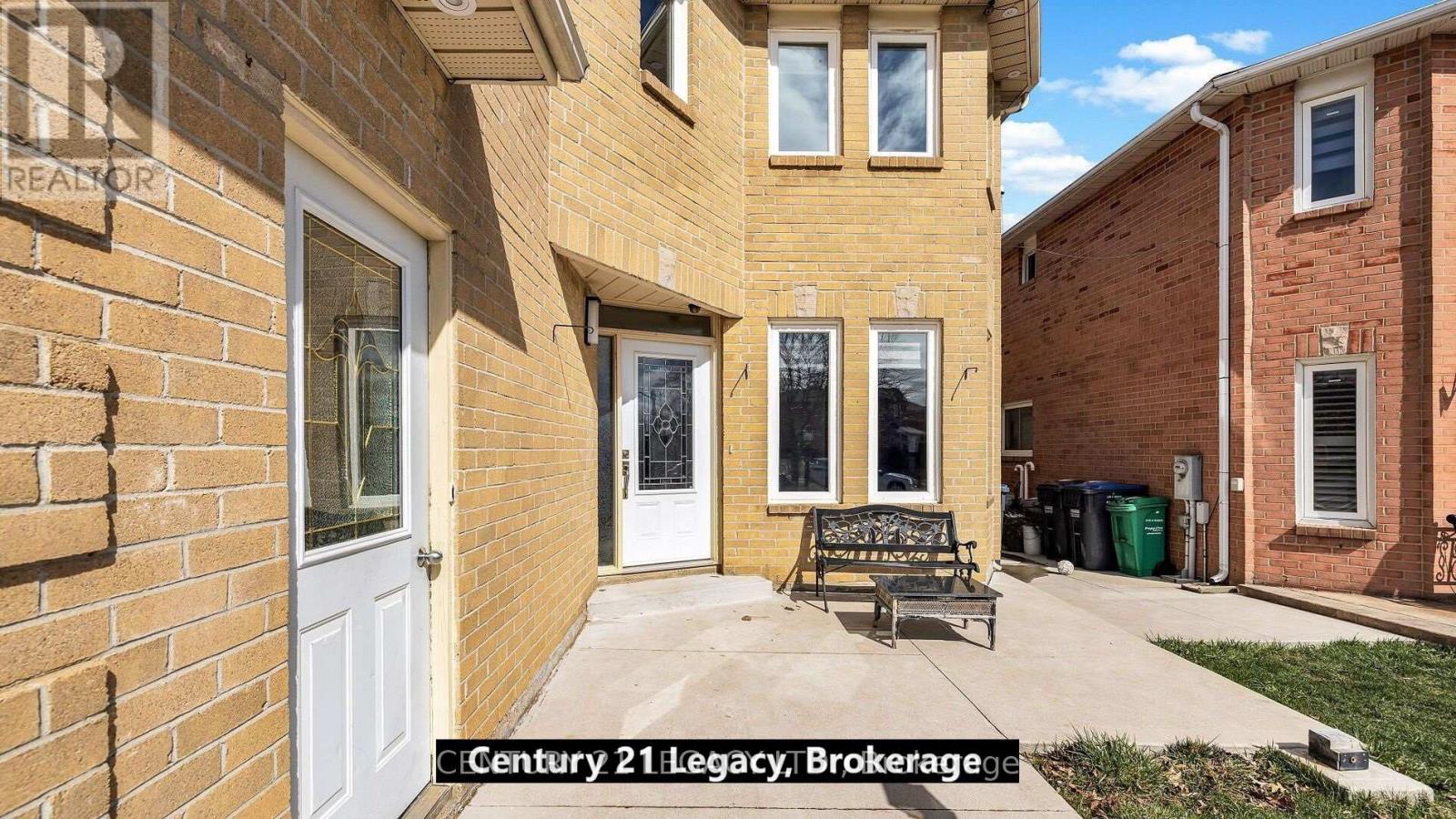 Property at 19 KIRK DRIVE image 3